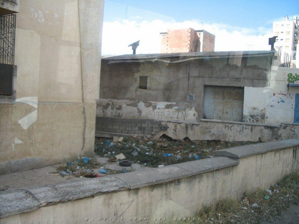 ORAN MAI 2008 2672 quartier de gambetta.jpg